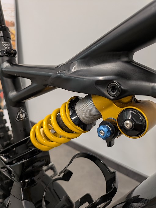 SPECIALIZED KENEVO